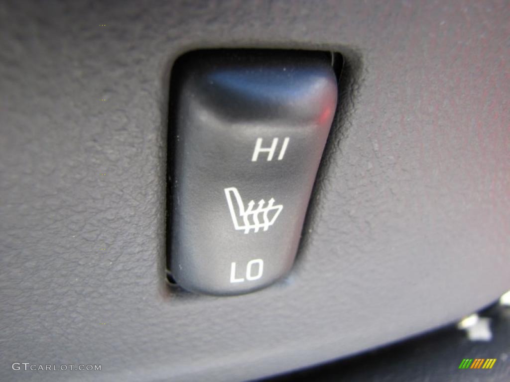 2005 Chevrolet SSR Standard SSR Model Controls Photo #46790547
