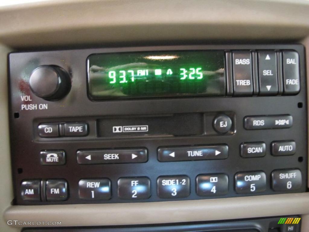 2000 Ford Expedition Eddie Bauer Controls Photo #46791888