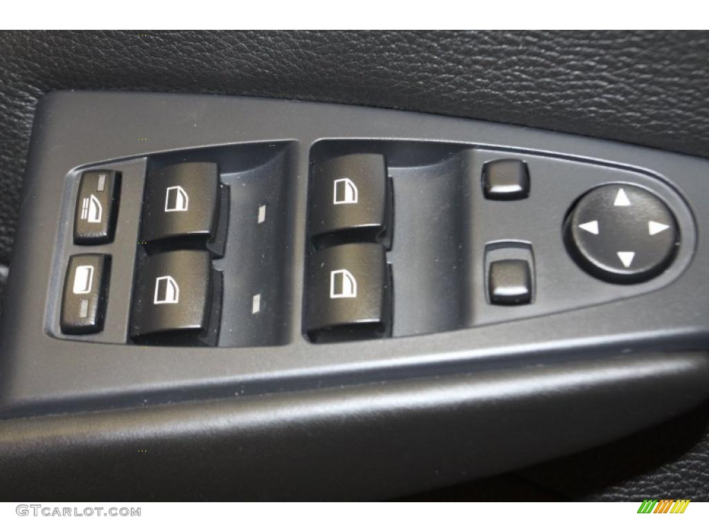 2008 BMW M6 Convertible Controls Photo #46792221