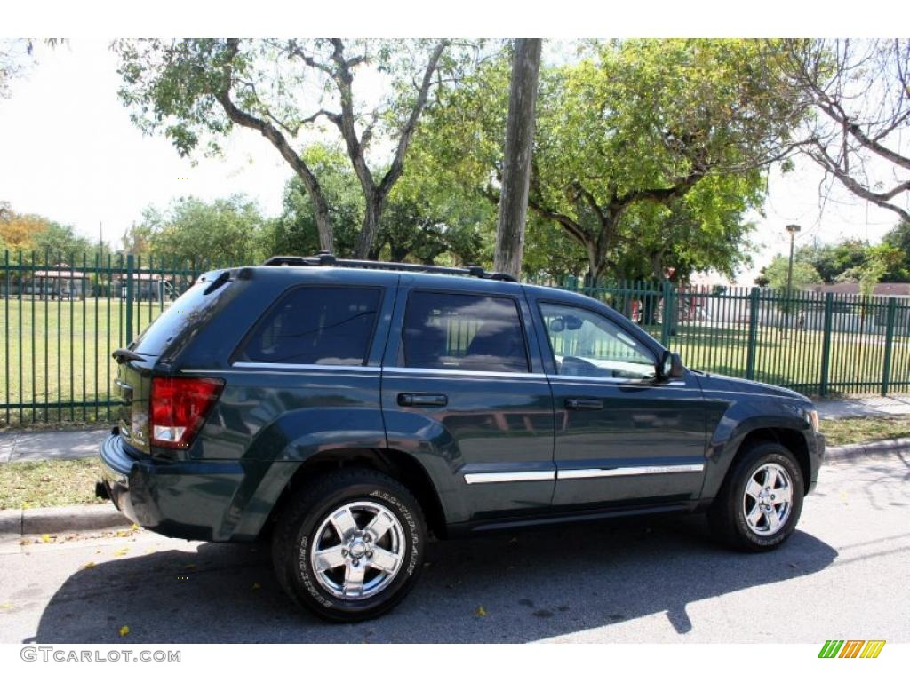 2005 Grand Cherokee Limited 4x4 - Deep Beryl Green Pearl / Dark Khaki/Light Graystone photo #9