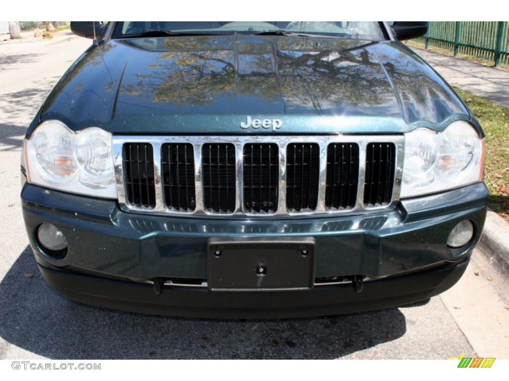 2005 Grand Cherokee Limited 4x4 - Deep Beryl Green Pearl / Dark Khaki/Light Graystone photo #15