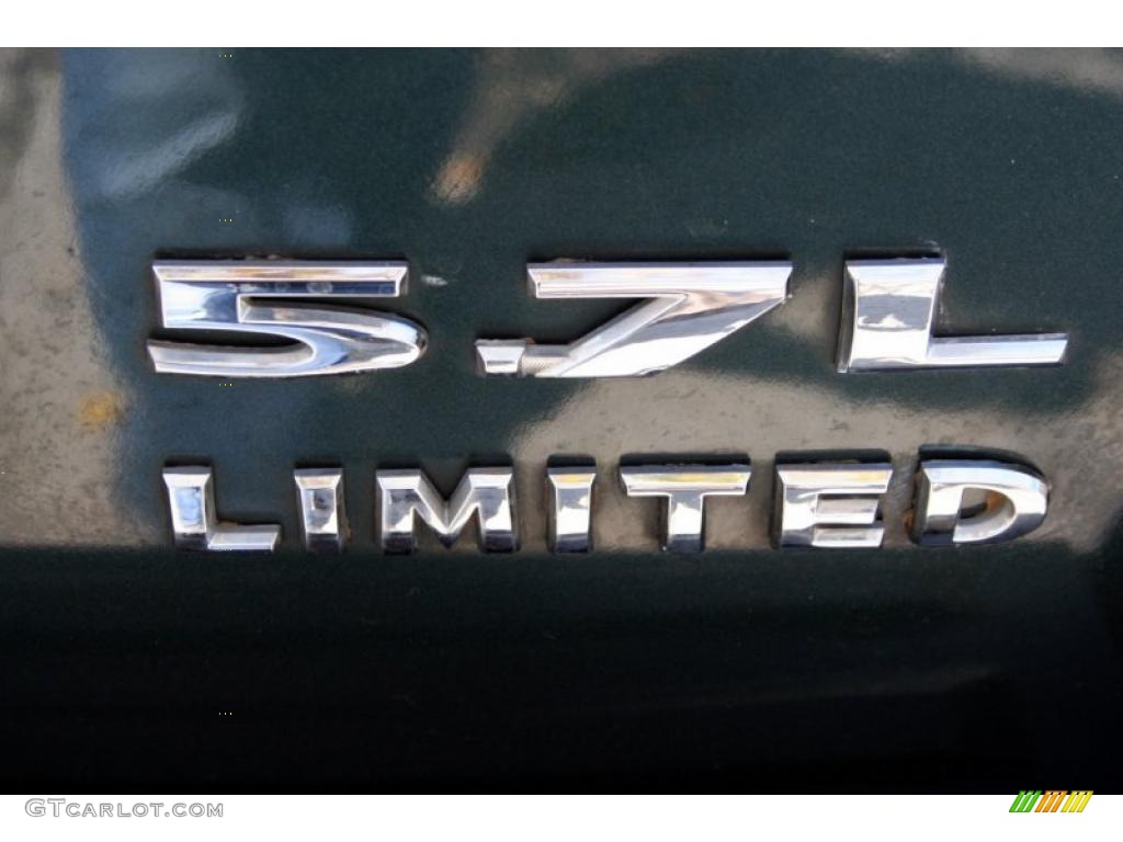 2005 Grand Cherokee Limited 4x4 - Deep Beryl Green Pearl / Dark Khaki/Light Graystone photo #37