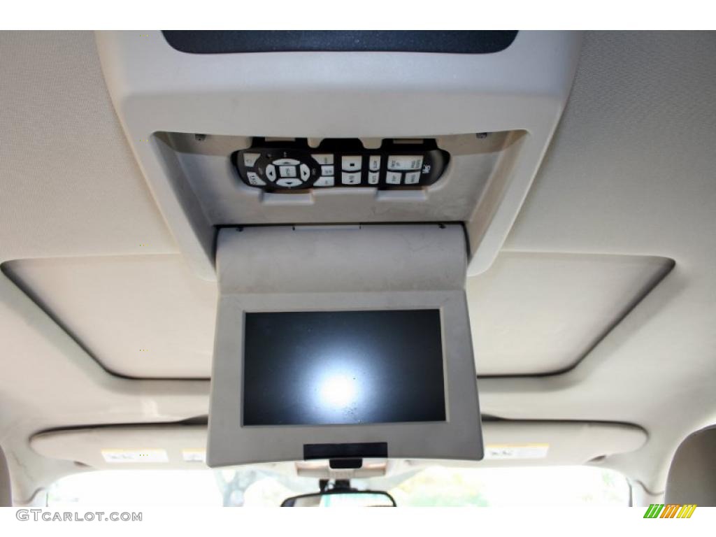 2005 Grand Cherokee Limited 4x4 - Deep Beryl Green Pearl / Dark Khaki/Light Graystone photo #66