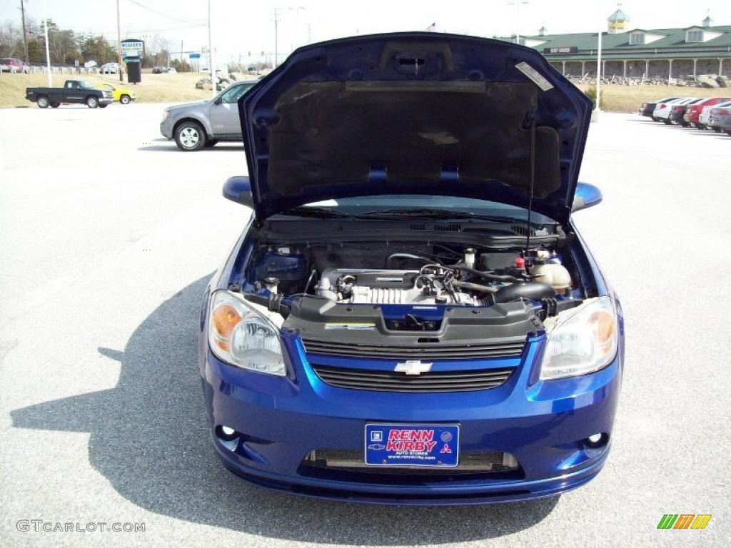 2006 Cobalt SS Supercharged Coupe - Laser Blue Metallic / Ebony photo #17