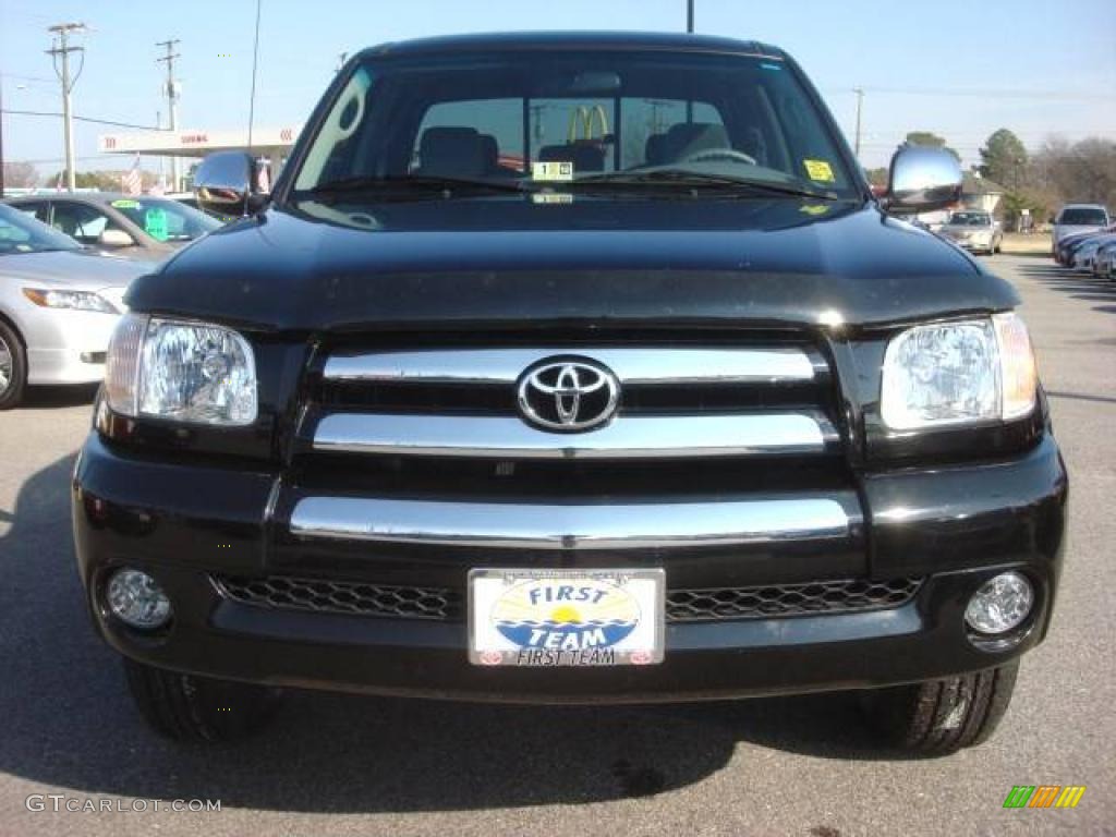 2005 Tundra SR5 Access Cab 4x4 - Black / Light Charcoal photo #7