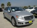 Iridium Silver Metallic - R 350 4Matic Photo No. 1