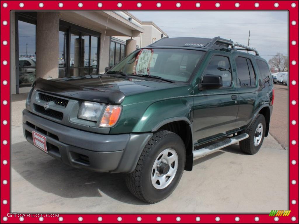 2000 Xterra XE V6 4x4 - Alpine Green Metallic / Dusk photo #1
