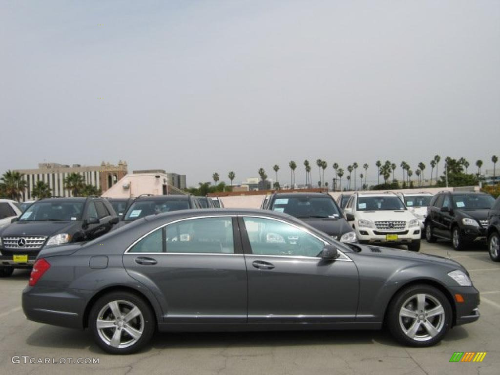 2011 S 550 Sedan - Flint Grey Metallic / Grey/Dark Grey photo #2