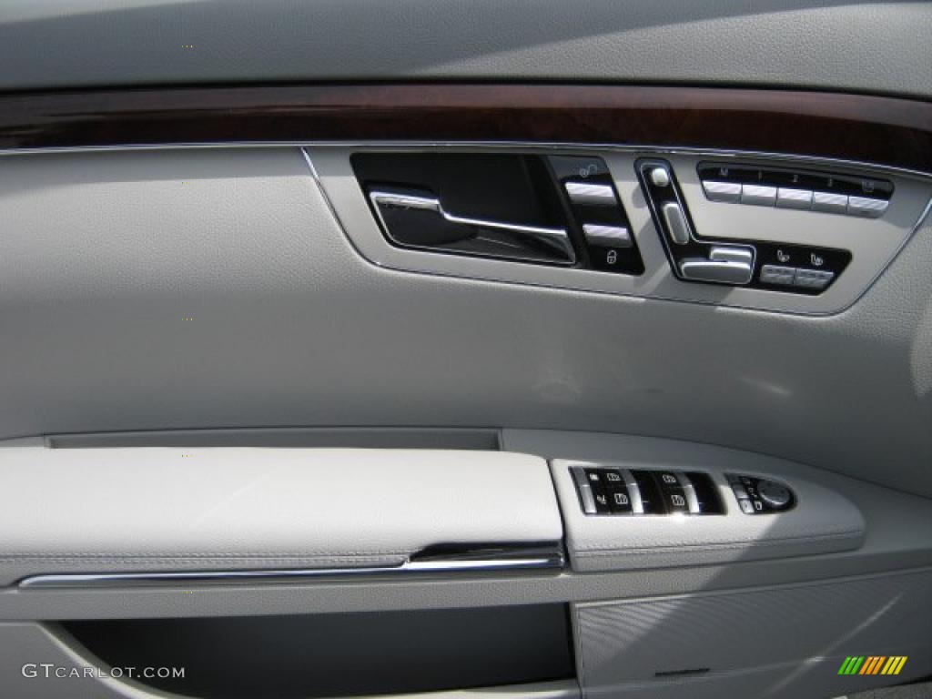 2011 S 550 Sedan - Flint Grey Metallic / Grey/Dark Grey photo #3