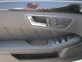 Black - E 350 Sedan Photo No. 3
