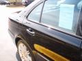 Black - E 350 4Matic Sedan Photo No. 10