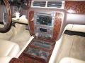 Onyx Black - Yukon Denali Photo No. 15