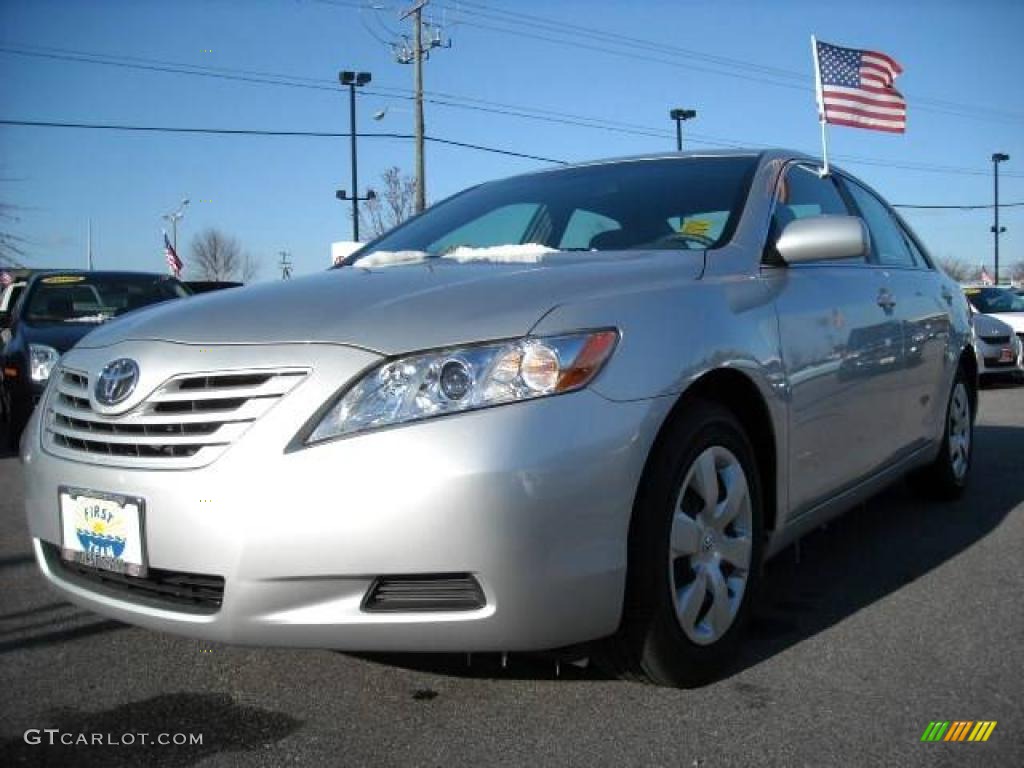 2009 Camry LE - Classic Silver Metallic / Bisque photo #1