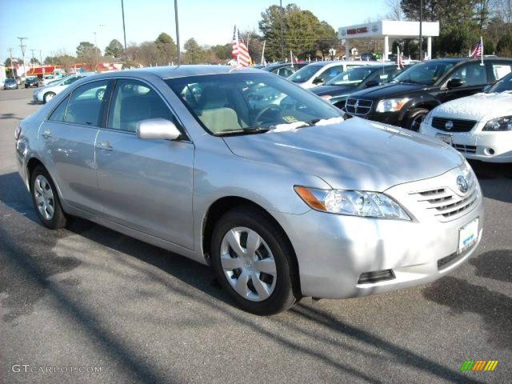 2009 Camry LE - Classic Silver Metallic / Bisque photo #6