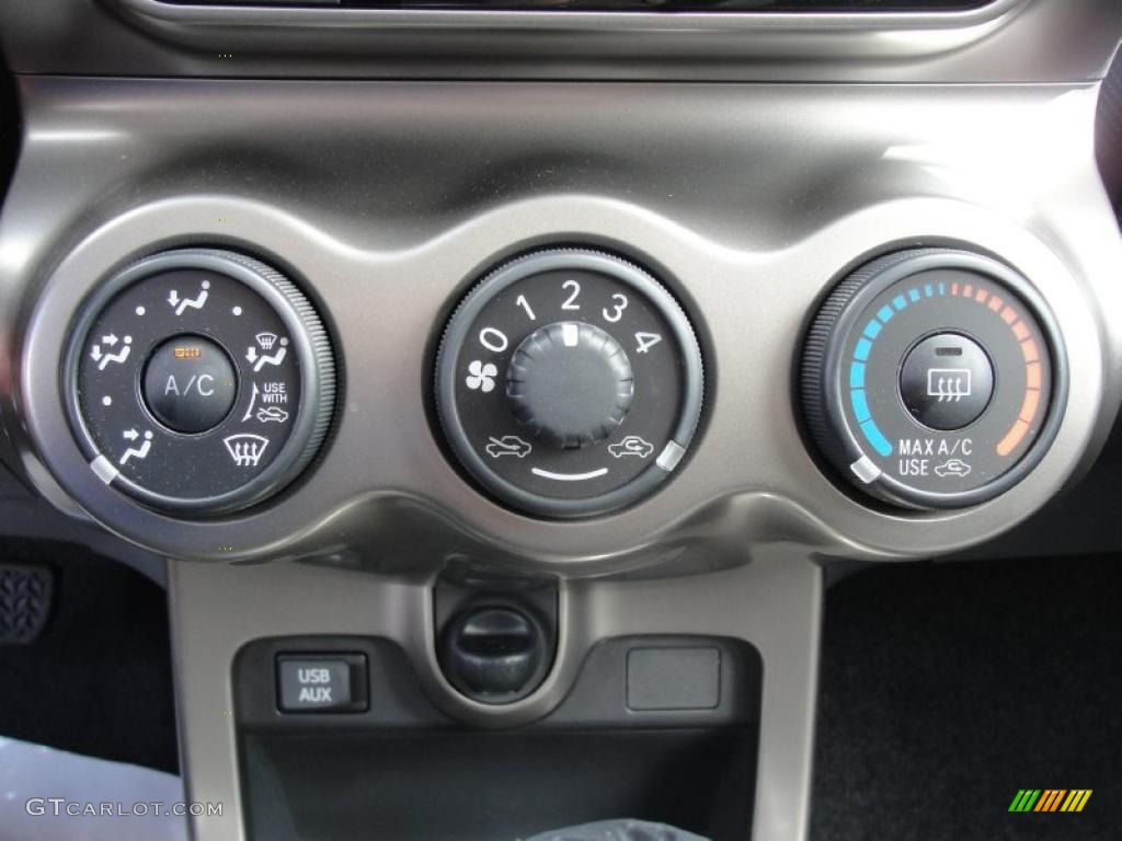 2011 Scion xD Standard xD Model Controls Photo #46804077