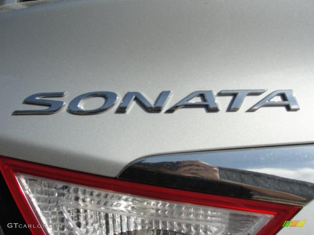 2011 Sonata SE - Radiant Silver / Gray photo #15