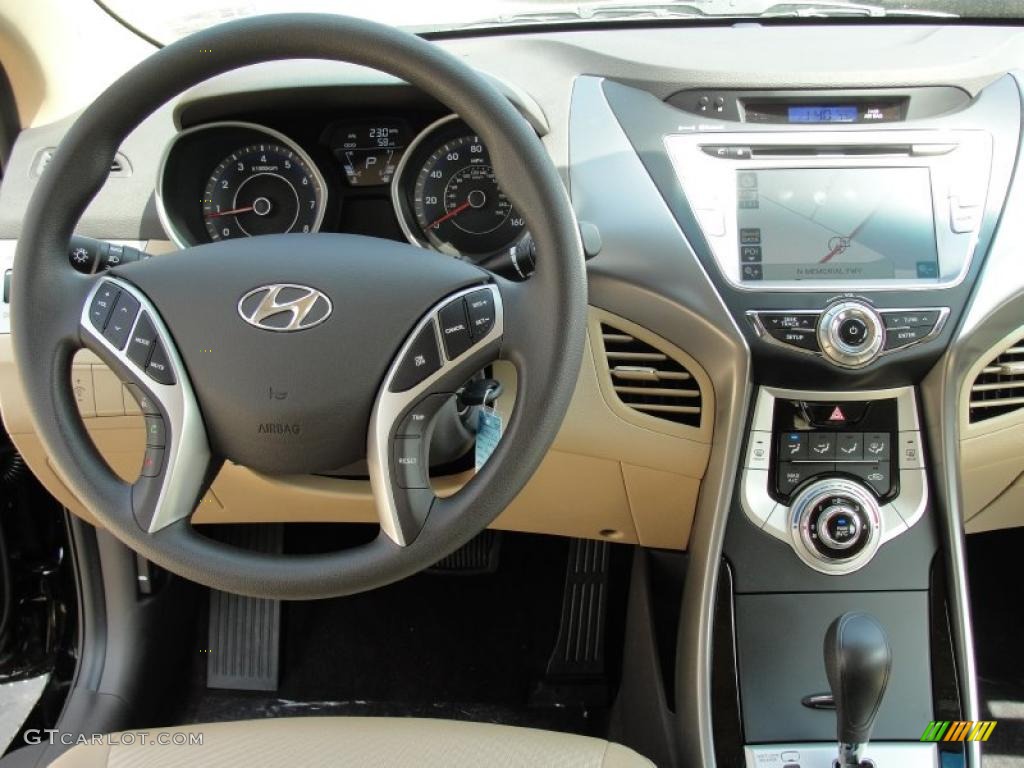 2011 Hyundai Elantra GLS Controls Photo #46810323