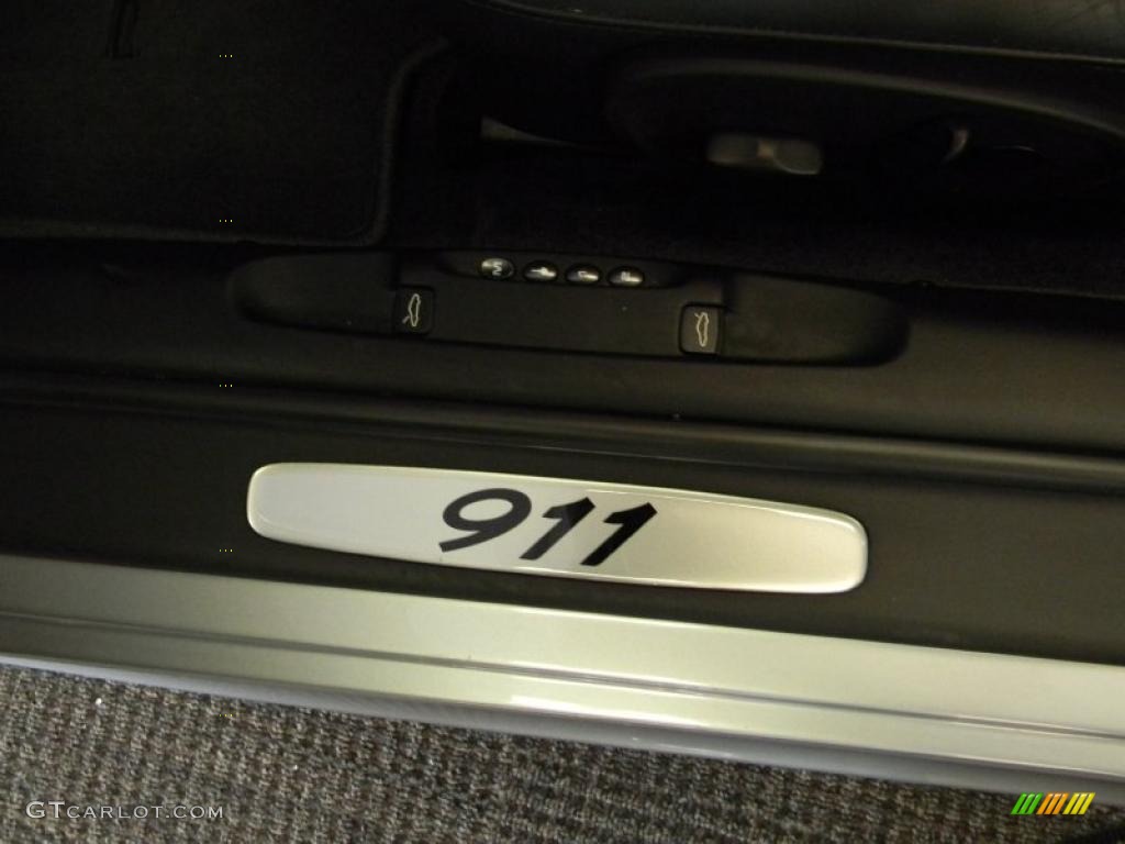 2004 Porsche 911 Carrera 40th Anniversary Edition Coupe Marks and Logos Photo #46811229