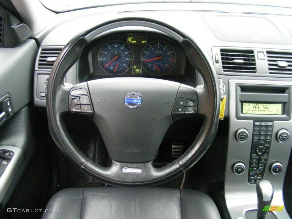 2009 Volvo C30 T5 Off Black Steering Wheel Photo #46813368