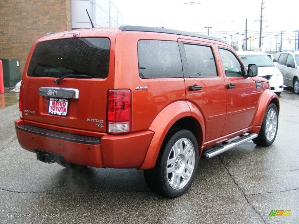 2009 Nitro R/T 4x4 - Sunburst Orange Pearl / Dark Slate Gray/Orange photo #3