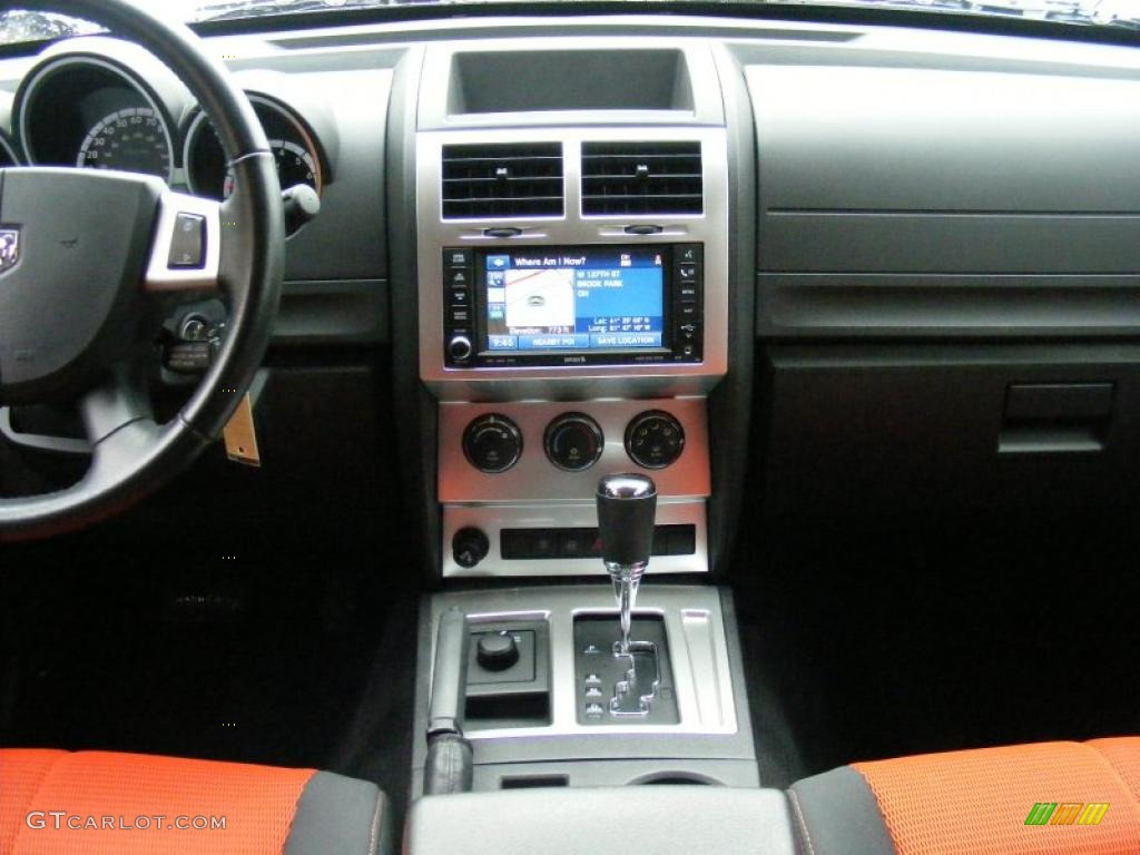 2009 Nitro R/T 4x4 - Sunburst Orange Pearl / Dark Slate Gray/Orange photo #19