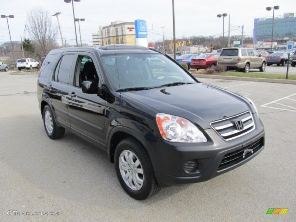 2005 CR-V EX 4WD - Nighthawk Black Pearl / Black photo #6