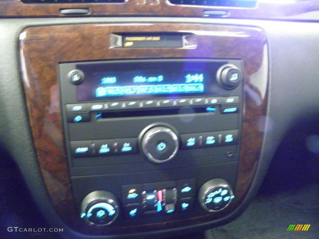 2011 Impala LT - Imperial Blue Metallic / Ebony photo #22