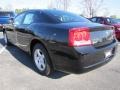 Brilliant Black Crystal Pearl - Charger 3.5L Photo No. 2