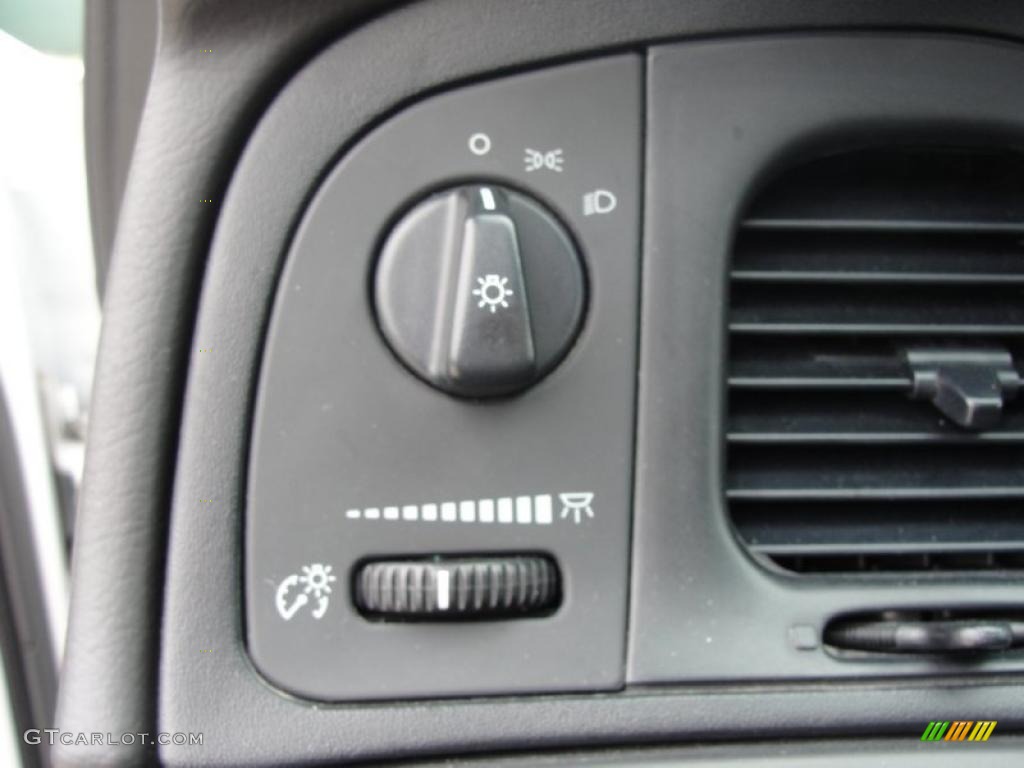 2008 Ford Crown Victoria Police Interceptor Controls Photo #46818549