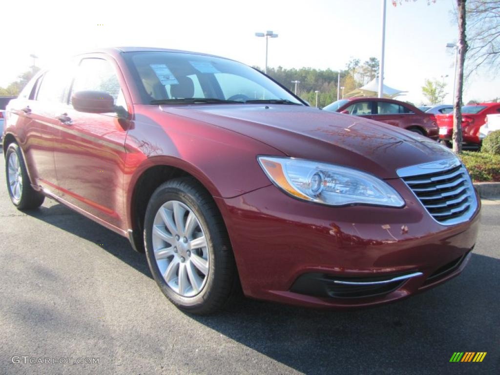 2011 200 Touring - Deep Cherry Red Crystal Pearl / Black/Light Frost Beige photo #4