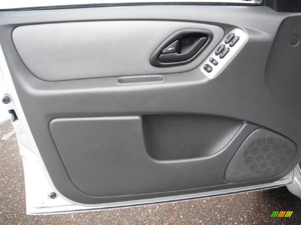 2007 Ford Escape Hybrid Medium/Dark Flint Door Panel Photo #46821981