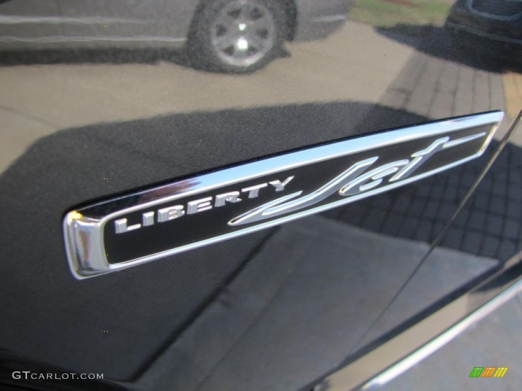 2011 Liberty Jet Sport - Dark Charcoal Pearl / Dark Slate Gray photo #6