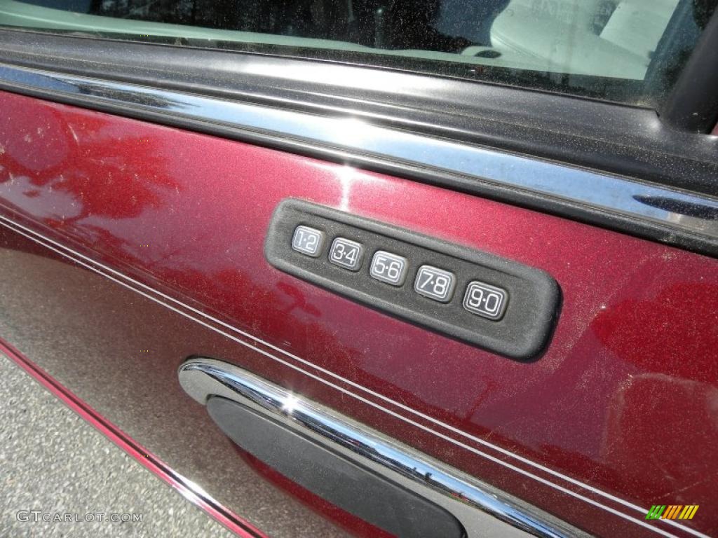 2004 Grand Marquis LS - Dark Toreador Red Metallic / Light Flint photo #3