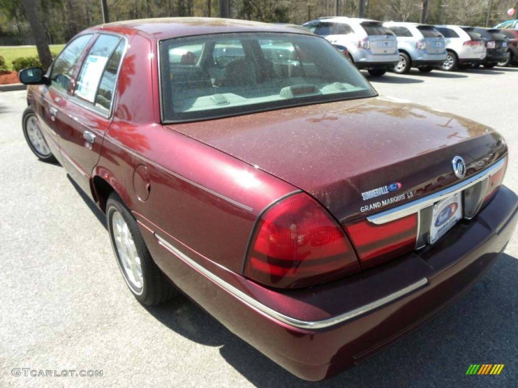 2004 Grand Marquis LS - Dark Toreador Red Metallic / Light Flint photo #17