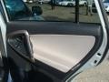 Classic Silver Metallic - RAV4 4WD Photo No. 19
