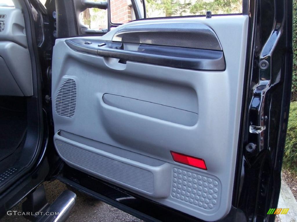 2004 F250 Super Duty FX4 SuperCab 4x4 - Black / Black photo #41