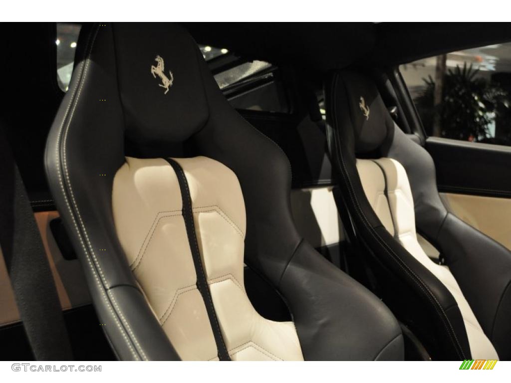 Black/White Interior 2010 Ferrari 458 Italia Photo #46829859
