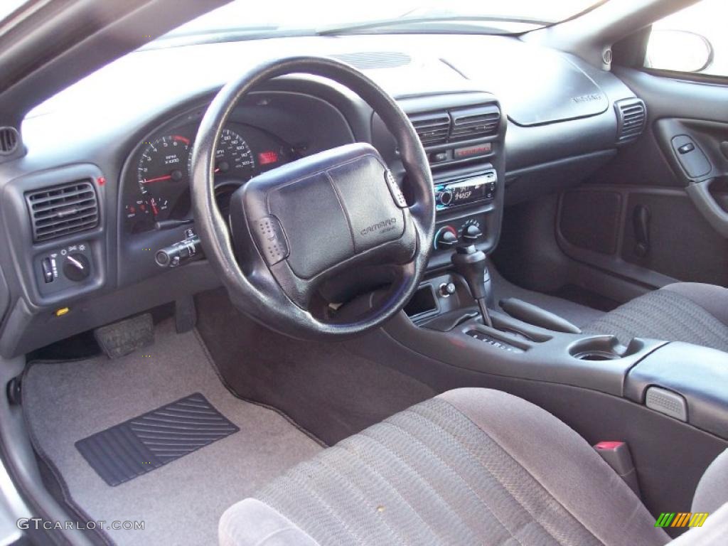 Dark Grey Interior 1998 Chevrolet Camaro Coupe Photo #46830246
