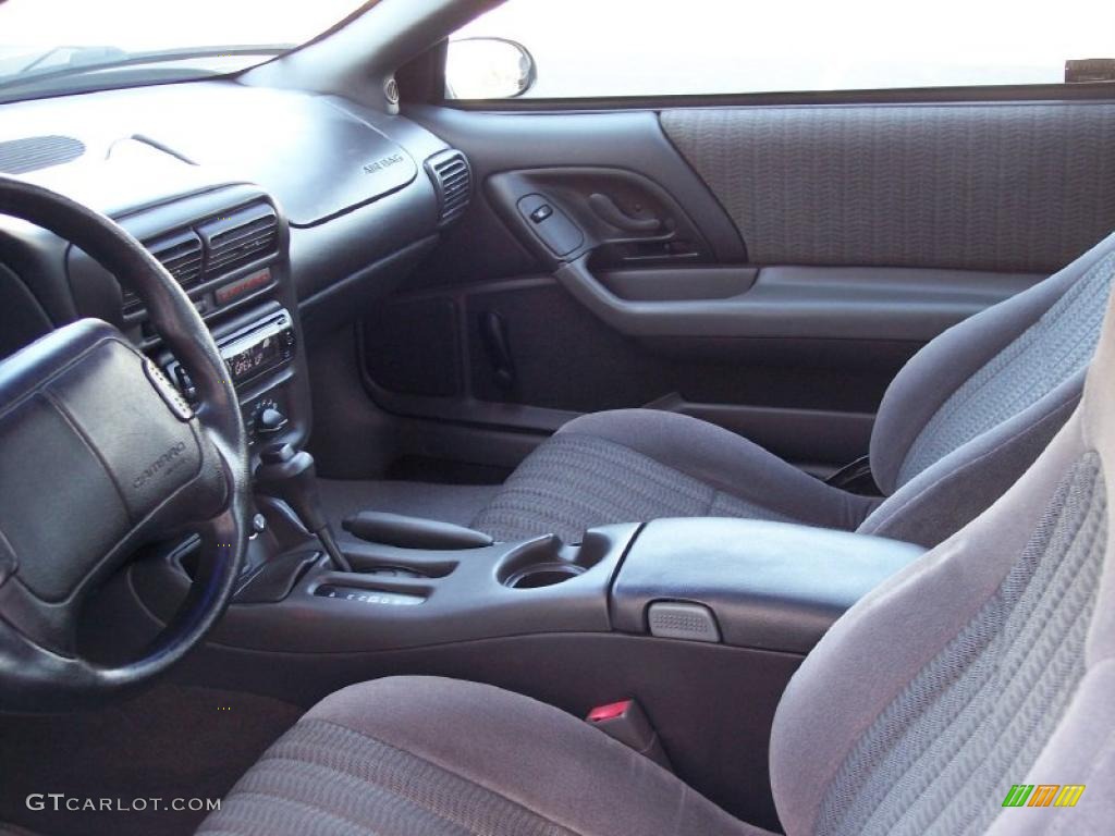 Dark Grey Interior 1998 Chevrolet Camaro Coupe Photo #46830261