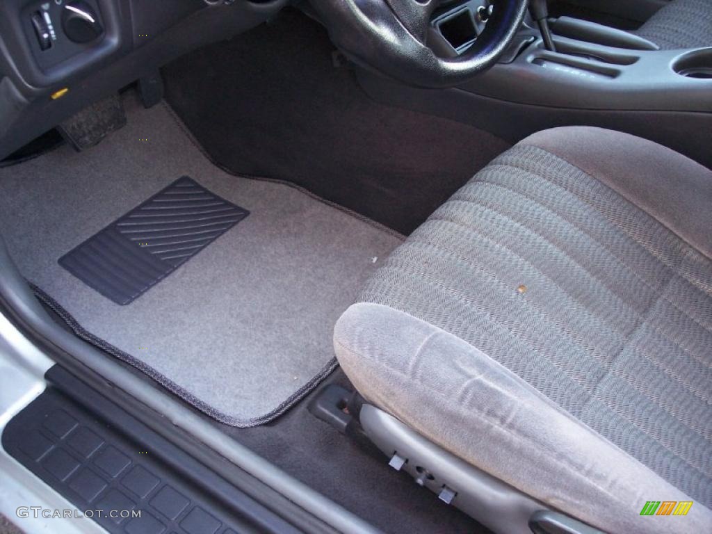 Dark Grey Interior 1998 Chevrolet Camaro Coupe Photo #46830267