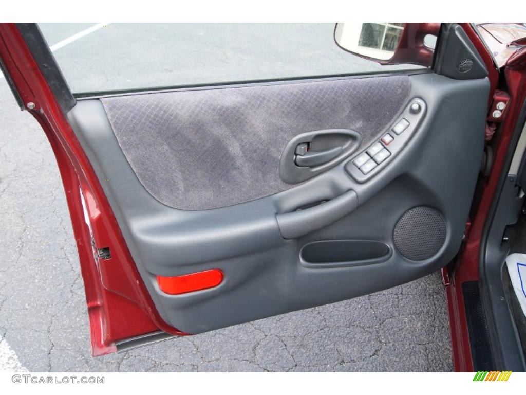 2002 Pontiac Grand Prix SE Sedan Graphite Door Panel Photo #46832613