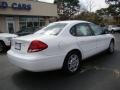 2007 Vibrant White Ford Taurus SE  photo #9