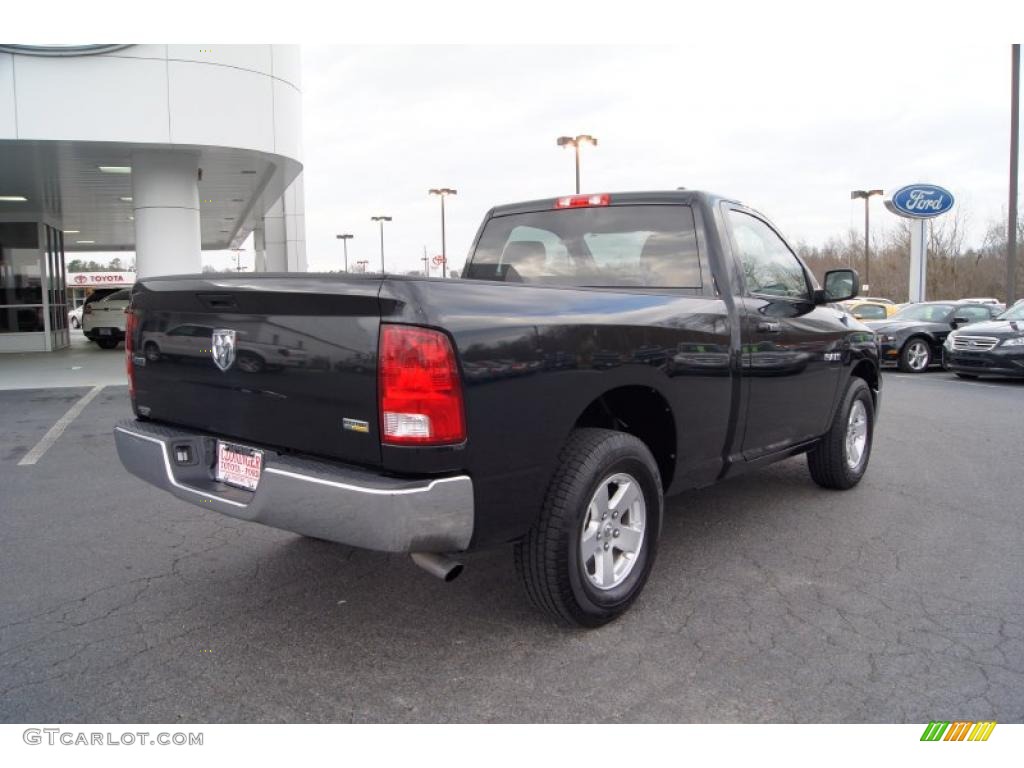 2009 Ram 1500 SLT Regular Cab - Brilliant Black Crystal Pearl / Light Pebble Beige/Bark Brown photo #3