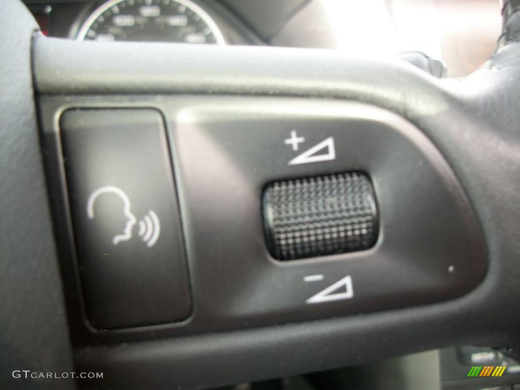 2009 Audi Q5 3.2 Premium quattro Controls Photo #46833459