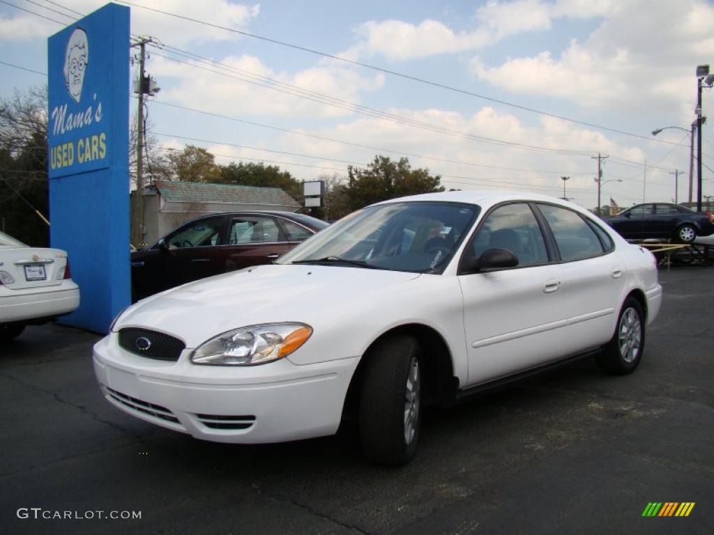 2007 Taurus SE - Vibrant White / Medium/Dark Flint photo #31