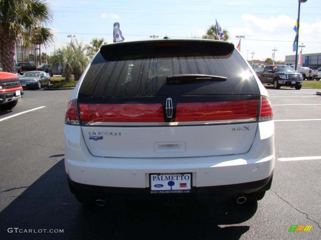 2010 MKX FWD - White Platinum Tri-Coat / Light Camel photo #7