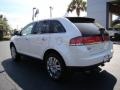 2010 White Platinum Tri-Coat Lincoln MKX FWD  photo #8