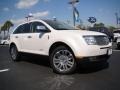 2010 White Platinum Tri-Coat Lincoln MKX FWD  photo #35