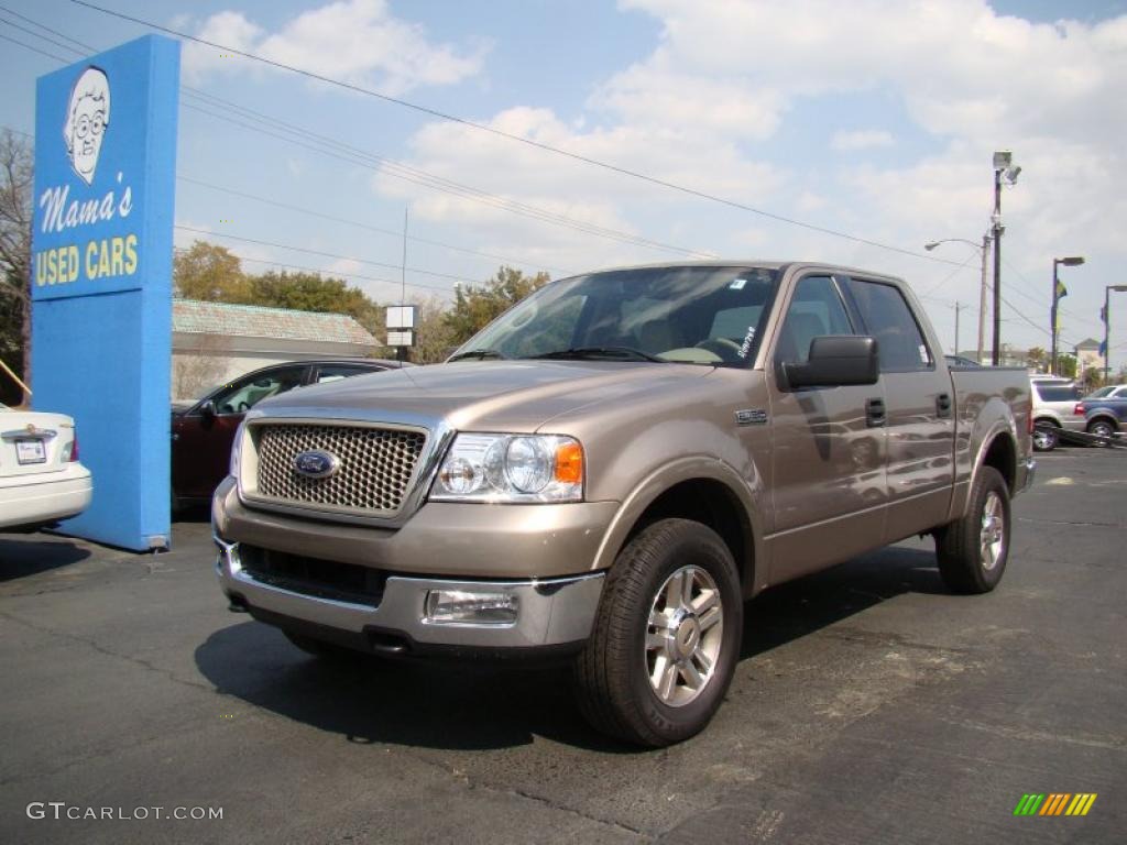 2004 F150 Lariat SuperCrew 4x4 - Arizona Beige Metallic / Tan photo #4