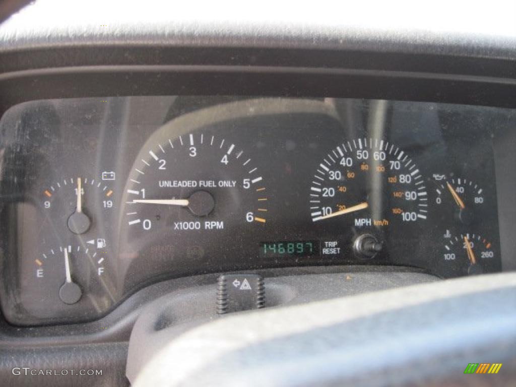 1998 Jeep Cherokee Classic 4x4 Gauges Photos